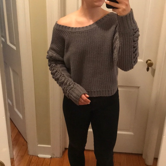 BCBG generation cropped knit sweater size small - Picture 4 of 6